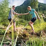 Appartement In Bramberg With Mountain Views Bramberg am Wildkogel